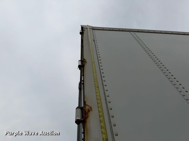 image for item FB5029 2010 Wabash dry van trailer