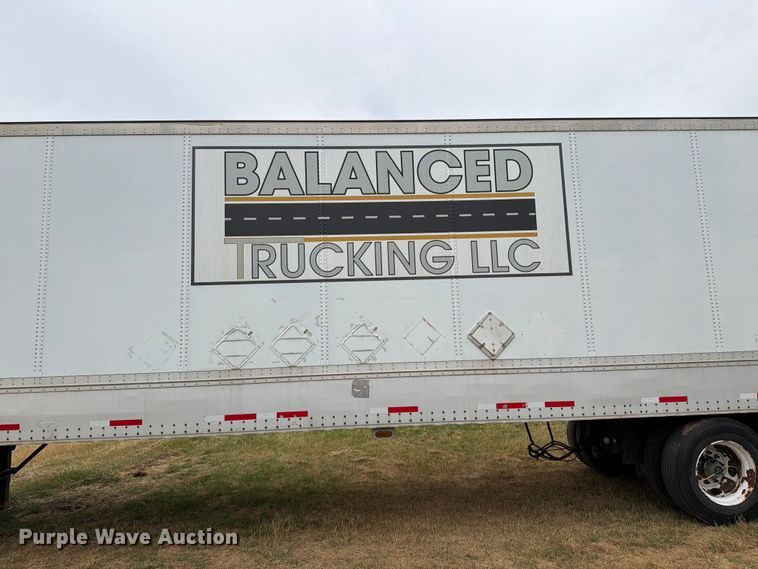 image for item FB5029 2010 Wabash dry van trailer