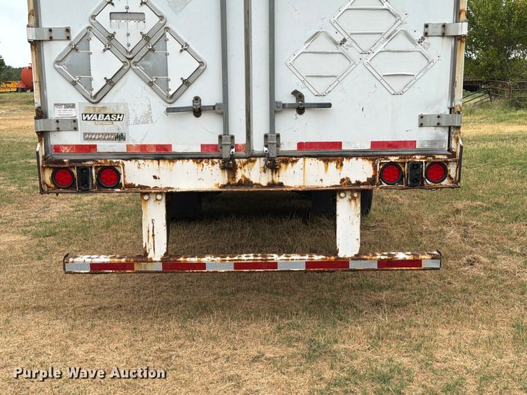 image for item FB5029 2010 Wabash dry van trailer