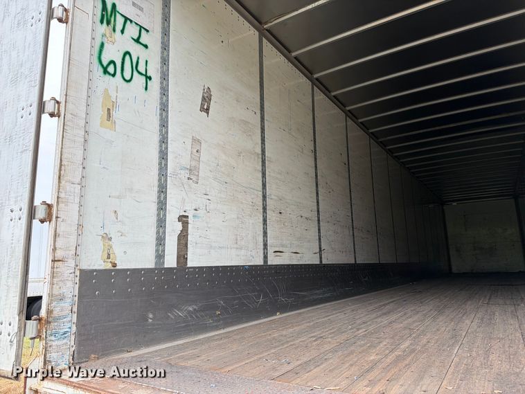 image for item FB5029 2010 Wabash dry van trailer
