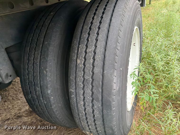 image for item FB5030 1998 Great Dane Trailers 7311TJWA dry van trailer