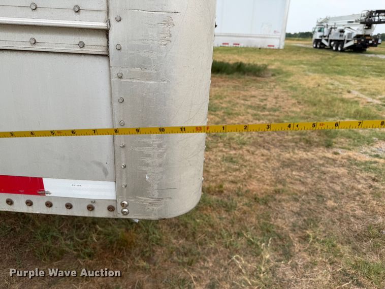 image for item FB5031 2012 Wabash dry van trailer