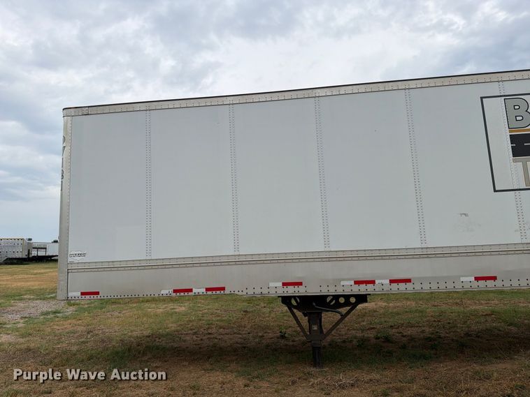 image for item FB5031 2012 Wabash dry van trailer