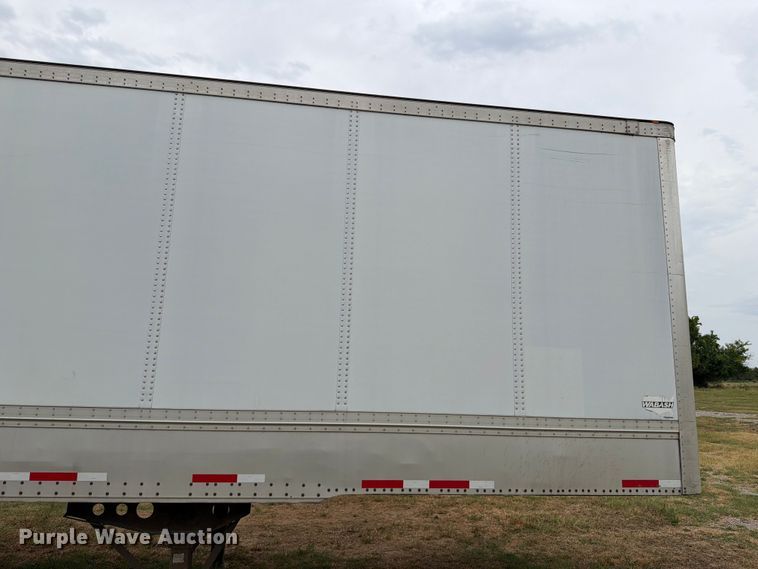 image for item FB5031 2012 Wabash dry van trailer