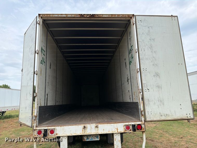 image for item FB5031 2012 Wabash dry van trailer