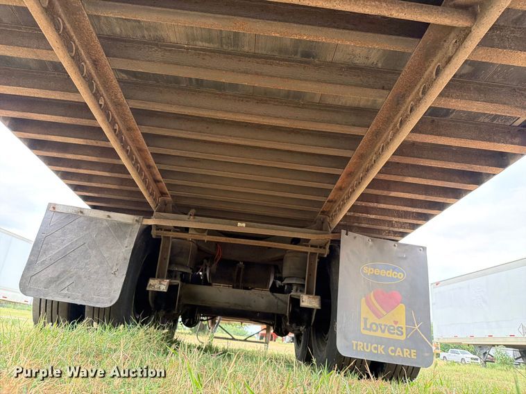 image for item FB5031 2012 Wabash dry van trailer