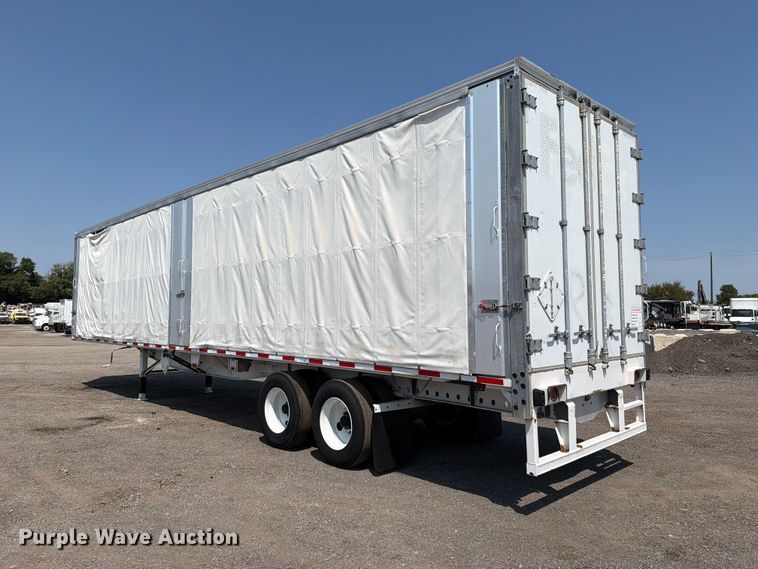 image for item FB5038 2013 Great Dane FSP-0034-00045 side curtain trailer