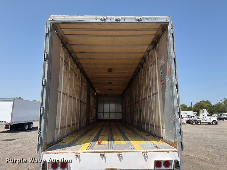 image for item FB5038 2013 Great Dane FSP-0034-00045 side curtain trailer