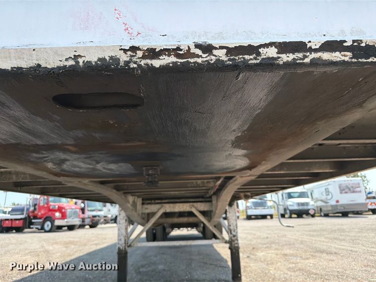 image for item FB5038 2013 Great Dane FSP-0034-00045 side curtain trailer
