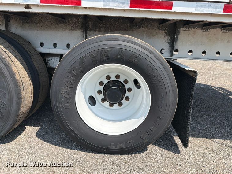 image for item FB5038 2013 Great Dane FSP-0034-00045 side curtain trailer