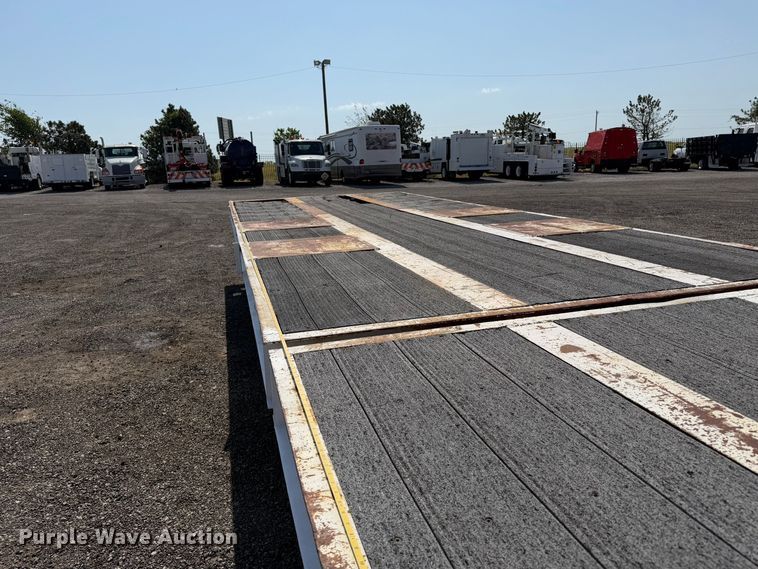 image for item FB5060 1985 Kalyn KTD-40 tilt deck equipment trailer