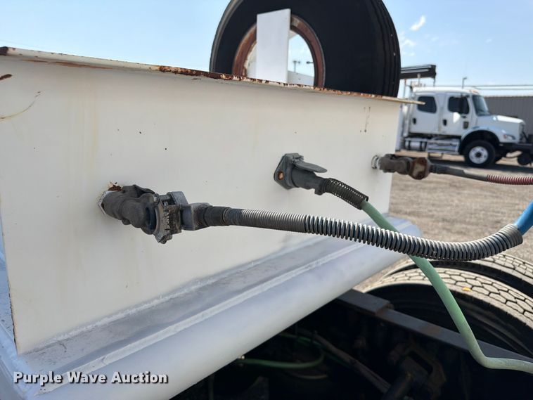 image for item FB5060 1985 Kalyn KTD-40 tilt deck equipment trailer