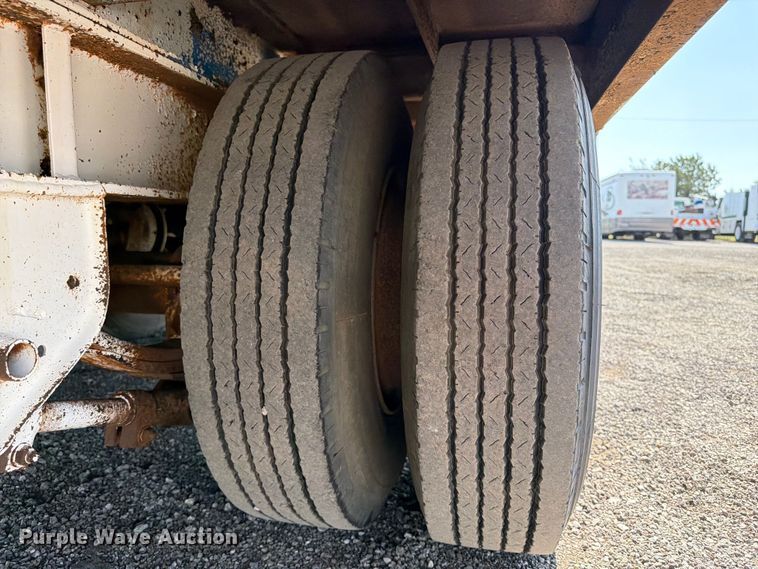 image for item FB5060 1985 Kalyn KTD-40 tilt deck equipment trailer