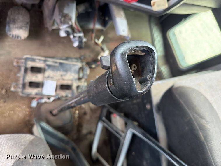 image for item FB5069 2013 Kenworth T660 semi truck