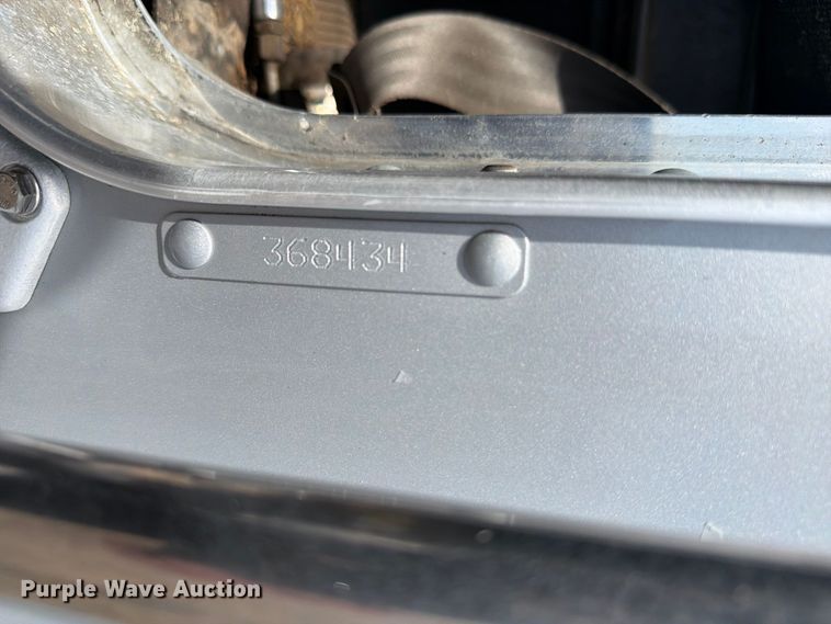 image for item FB5069 2013 Kenworth T660 semi truck