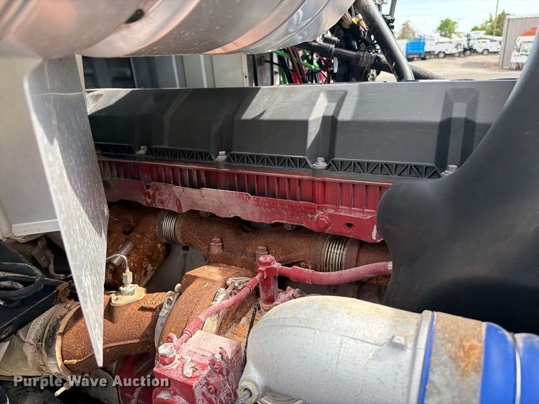 image for item FB5070 2018 Mack CHU613 truck cab and chassis