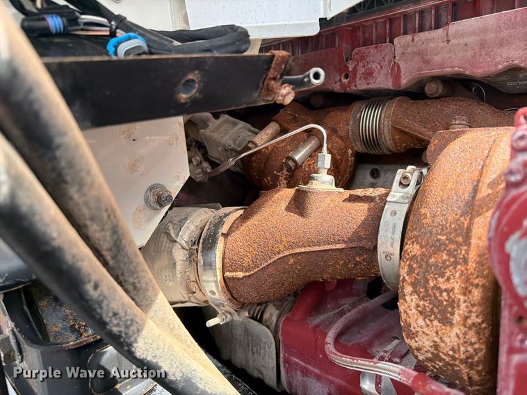 image for item FB5070 2018 Mack CHU613 truck cab and chassis