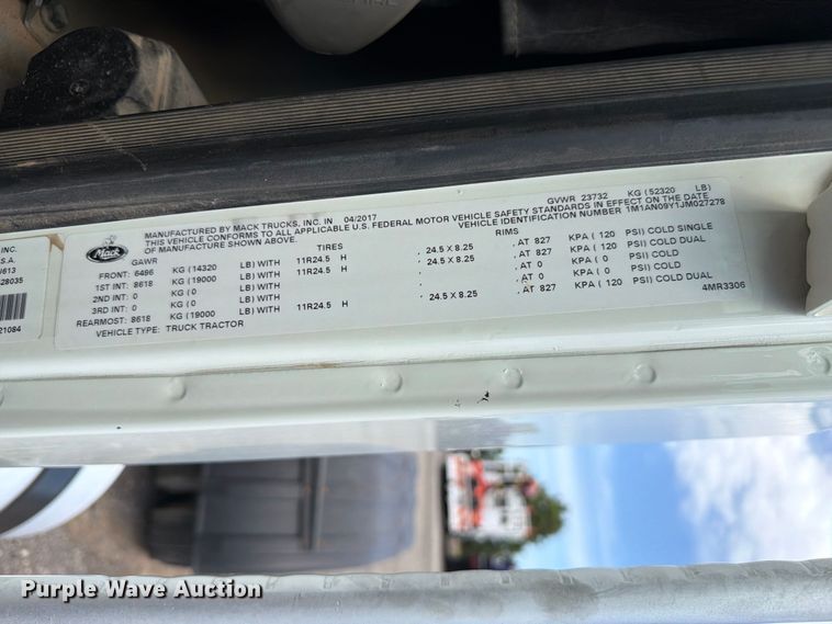 image for item FB5070 2018 Mack CHU613 truck cab and chassis