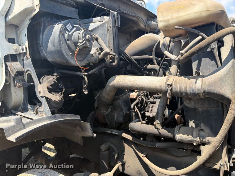 image for item FC3273 1998 Ford L8000 semi truck