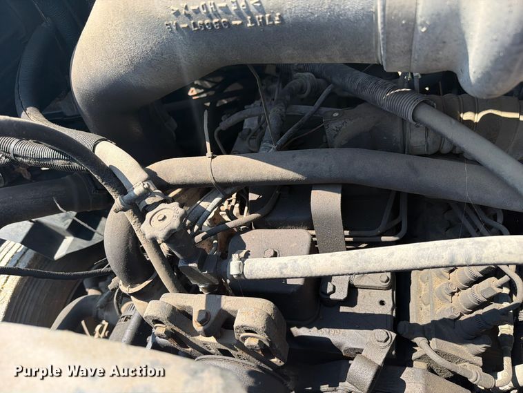 image for item FC3273 1998 Ford L8000 semi truck