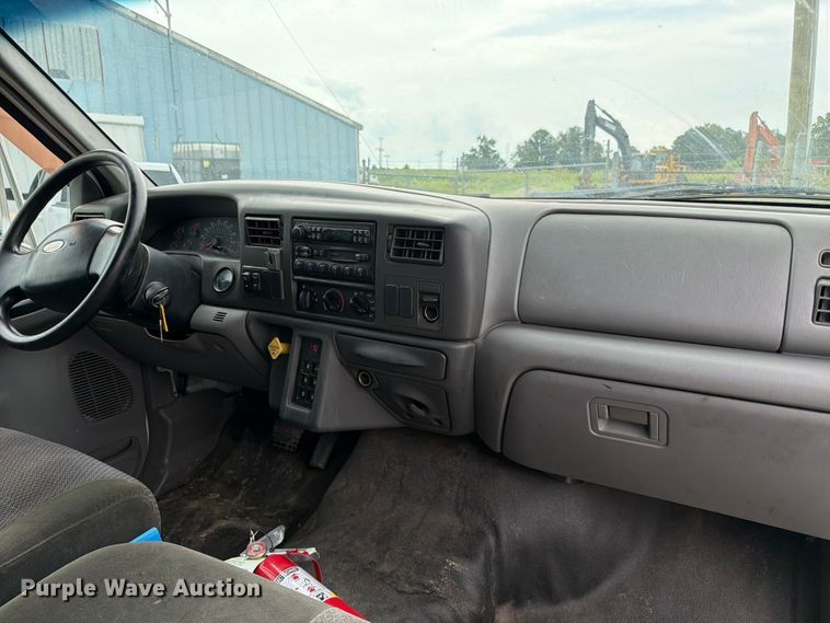 image for item FC3284 2004 Ford F650 Super Duty Crew Cab flatbed truck