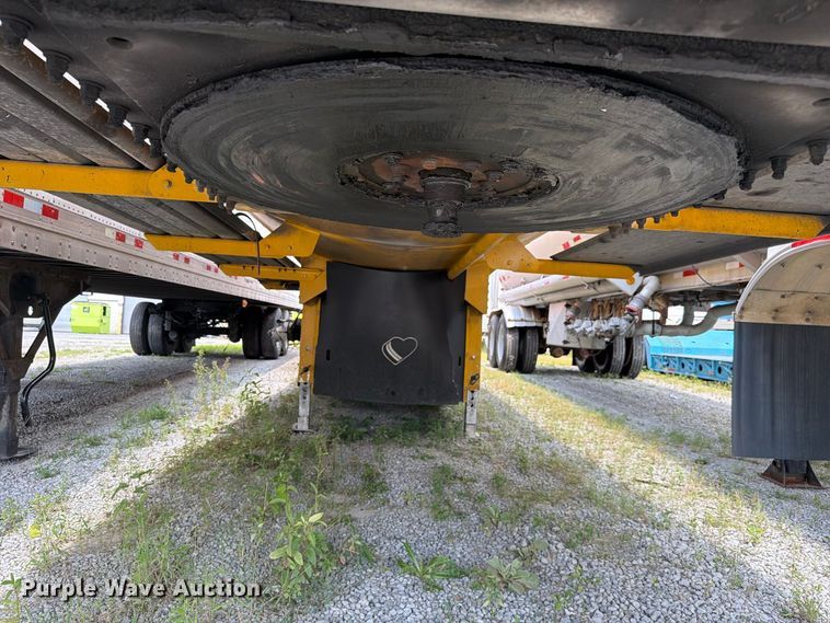 image for item FC3328 2018 MAC 406 fuel trailer