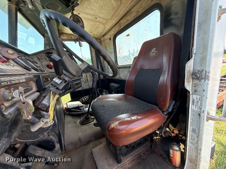 image for item FC4034 1997 Freightliner FLD120 truck cab and chassis