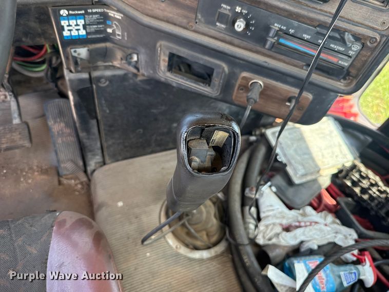 image for item FC4034 1997 Freightliner FLD120 truck cab and chassis