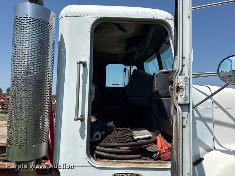 image for item FC4034 1997 Freightliner FLD120 truck cab and chassis