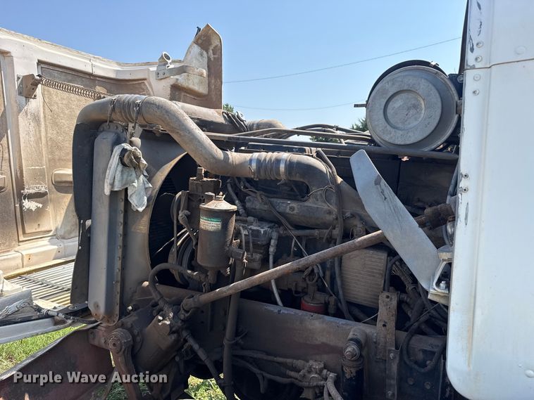 image for item FC4034 1997 Freightliner FLD120 truck cab and chassis