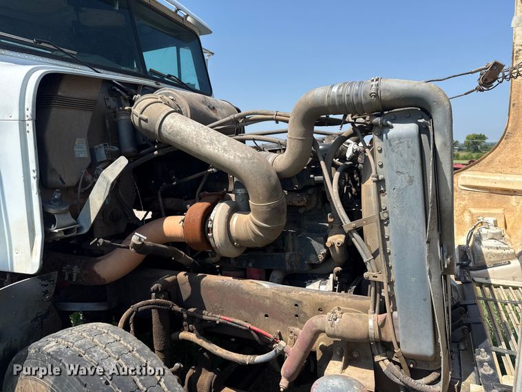 image for item FC4034 1997 Freightliner FLD120 truck cab and chassis