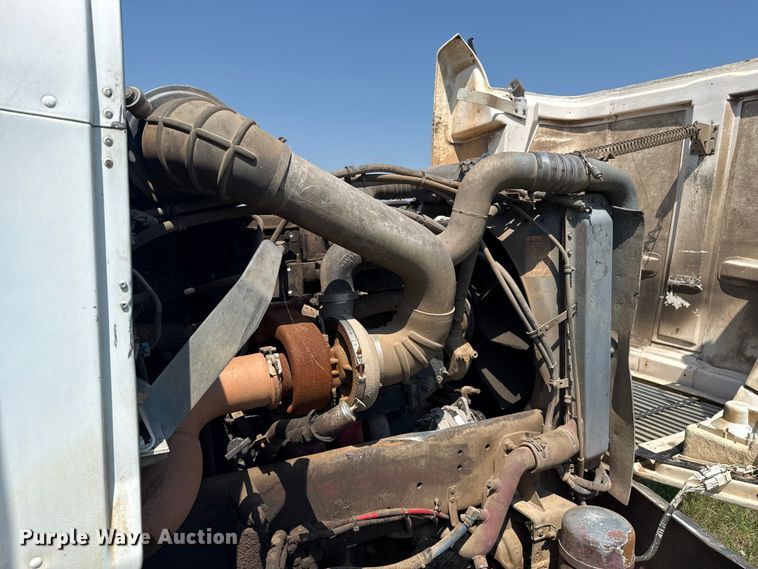 image for item FC4034 1997 Freightliner FLD120 truck cab and chassis