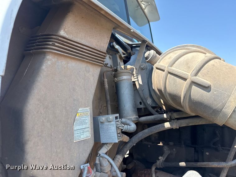 image for item FC4034 1997 Freightliner FLD120 truck cab and chassis