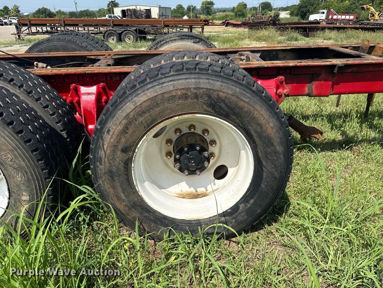 image for item FC4034 1997 Freightliner FLD120 truck cab and chassis
