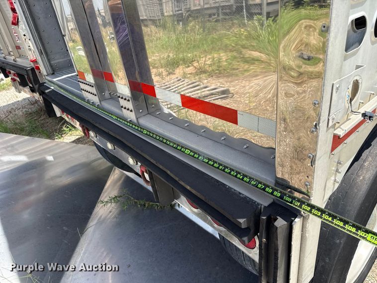image for item FC4066 2007 Wilson PSDCL-402BH livestock trailer