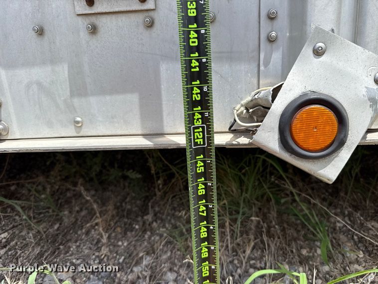 image for item FC4066 2007 Wilson PSDCL-402BH livestock trailer