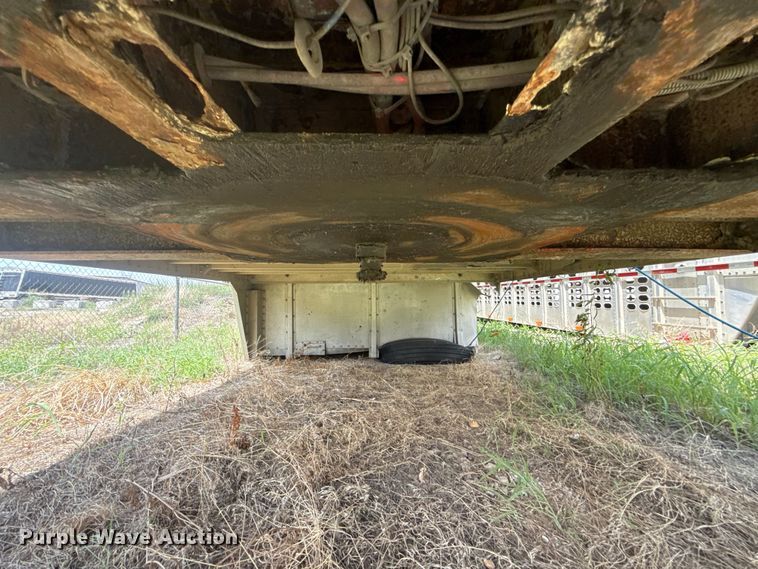 image for item FC4066 2007 Wilson PSDCL-402BH livestock trailer