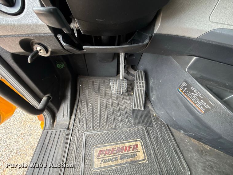 image for item FC4228 2021 Freightliner Cascadia 126 semi truck