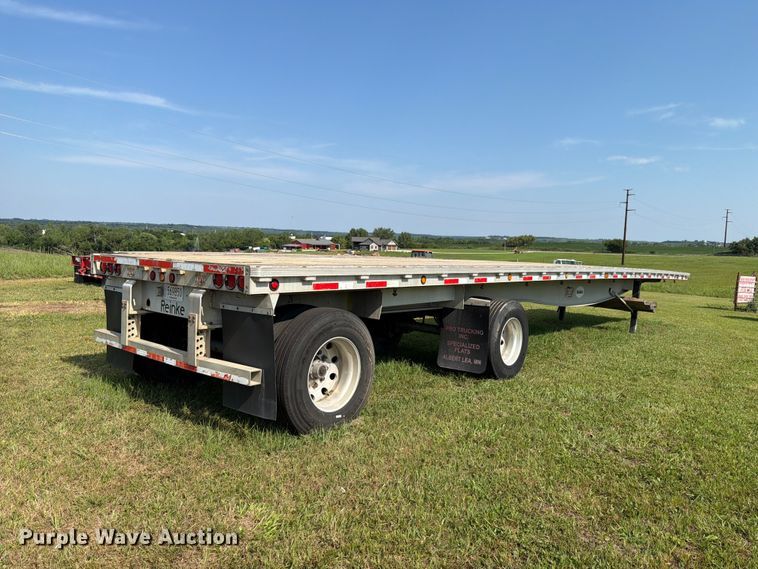 image for item FH6181 2007 Reinke flatbed trailer