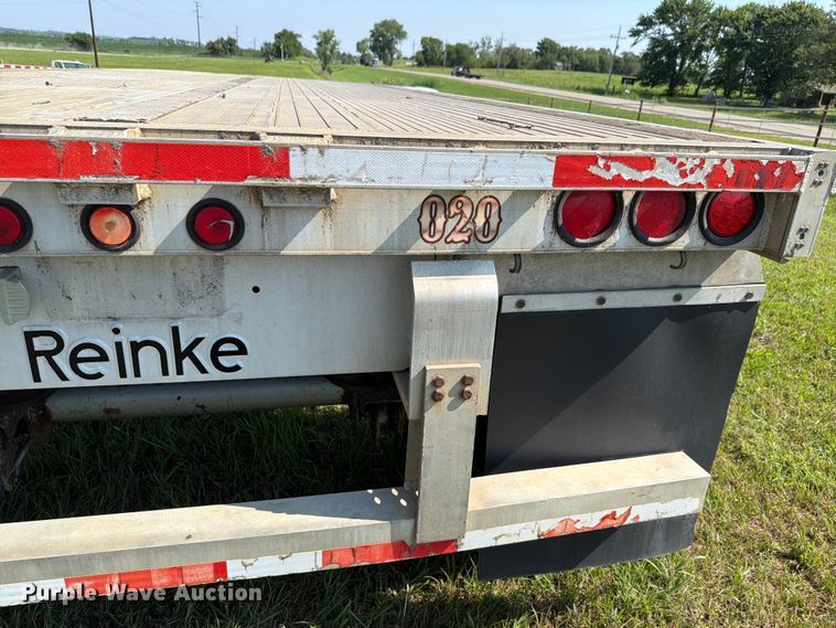 image for item FH6181 2007 Reinke flatbed trailer