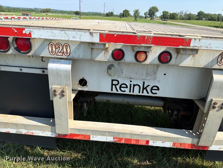 image for item FH6181 2007 Reinke flatbed trailer
