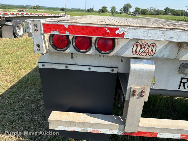 image for item FH6181 2007 Reinke flatbed trailer