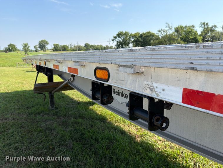 image for item FH6181 2007 Reinke flatbed trailer