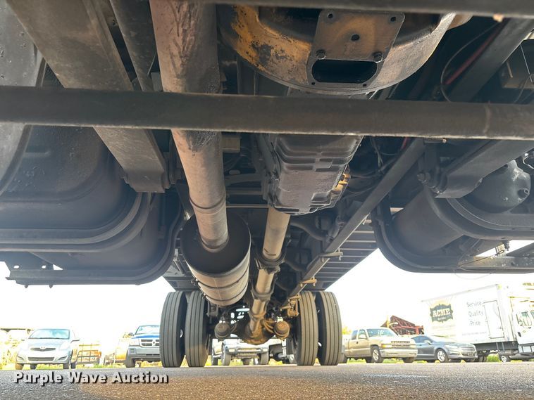 image for item FH7525 2003 Freightliner FL70 refrigerated truck