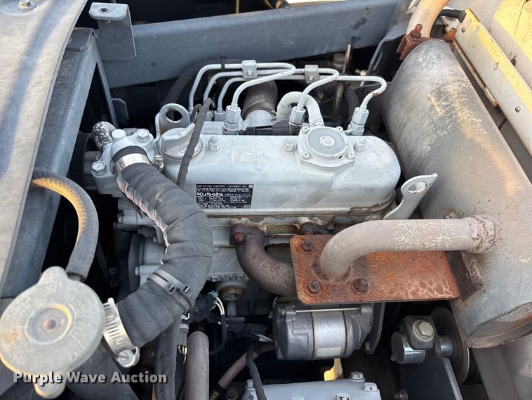 image for item FH7525 2003 Freightliner FL70 refrigerated truck