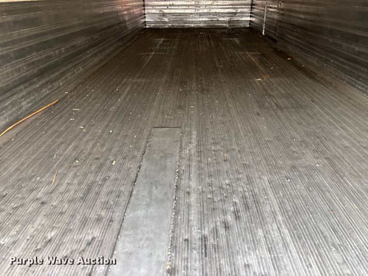 image for item FH7525 2003 Freightliner FL70 refrigerated truck