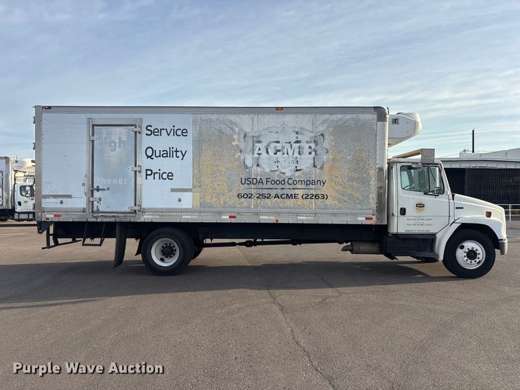 image for item FH7528 2004 Freightliner FL70 refrigerated truck