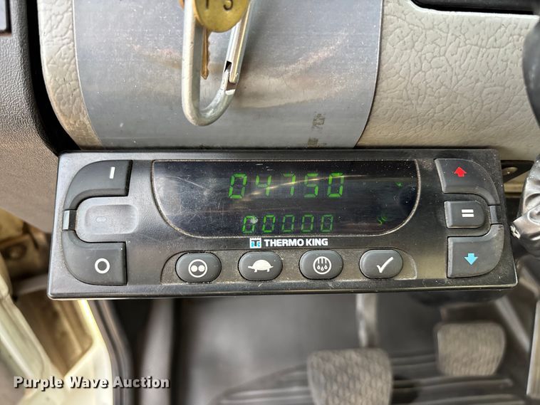 image for item FH7528 2004 Freightliner FL70 refrigerated truck