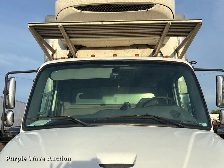 image for item FH7529 2013 Freightliner Business Class M2 refrigerated truck