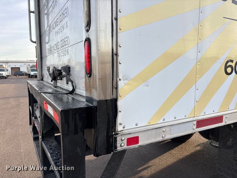 image for item FH7529 2013 Freightliner Business Class M2 refrigerated truck